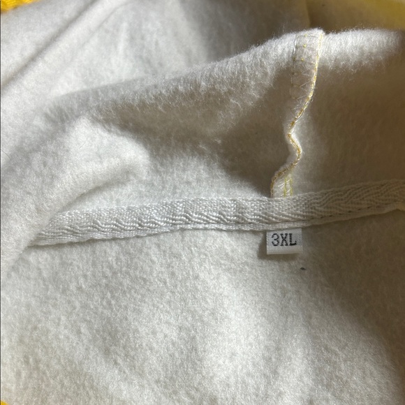 Bold Yellow Graphic Hoodie for Men - Picture 3 of 7